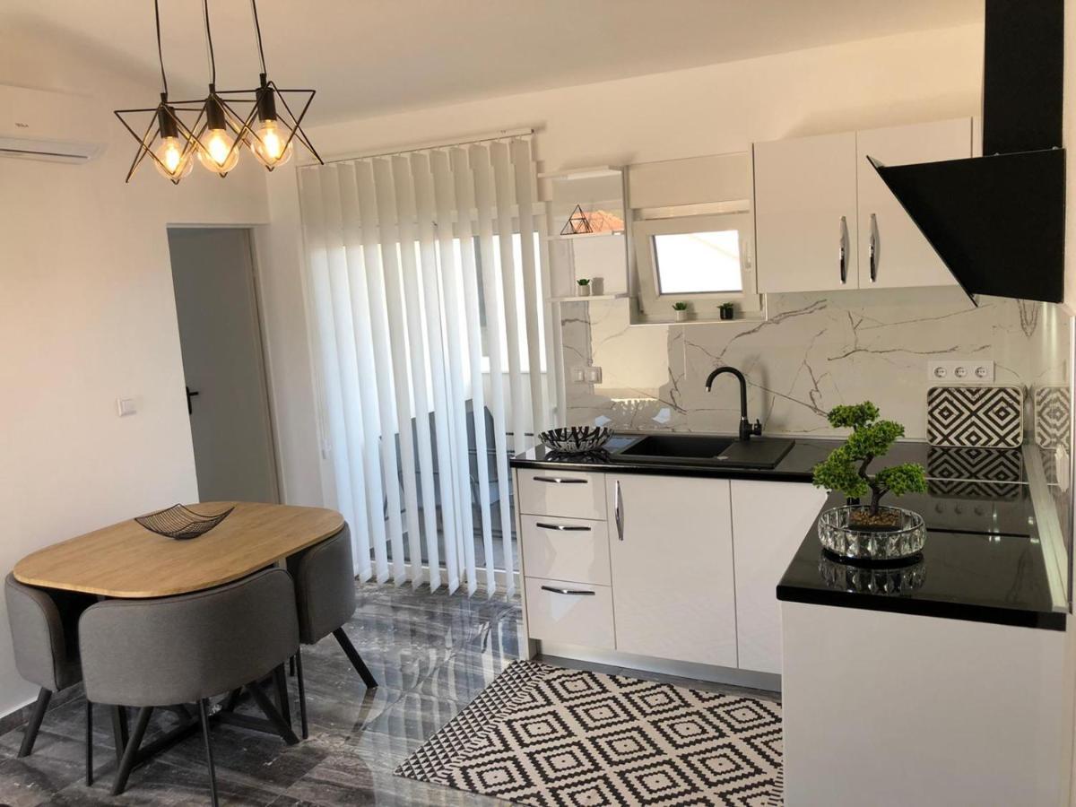 Apartman Luce Appartement Bibinje Buitenkant foto